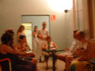 Ospiti nella sala bar a Villa Marina accessibile ai disabili