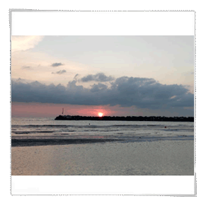 Alba sulla spiaggia a Bellaria Igea Marina