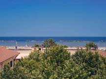 Il giardino di Villa Marina è molto vicino al mare