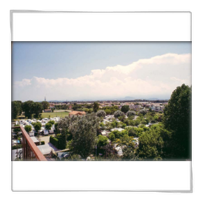 Panorama di Bellaria verso l'interno dalle finestre di Villa Marina