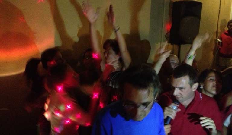 A Villa Marina sono frequenti le feste con balli e karaoke dove divertirsi insieme